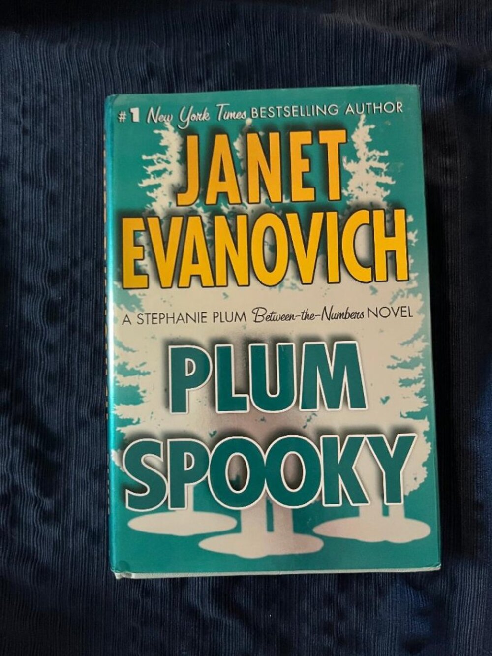 Plum Spooky by Janet Evanovich - First Edition